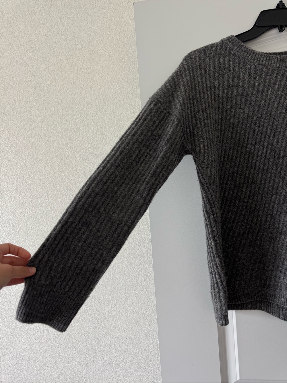 Vince Side-Slit Ribbed Wool Sweater In Gray Size M - Picture 4 of 8